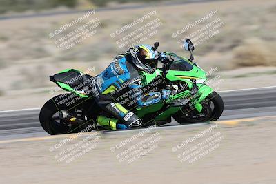 media/Jan-15-2026-Racers Edge (Thu) [[dfebeb70ab]]/2-A Group/Session 3 (Turn 15 Inside Pans)/